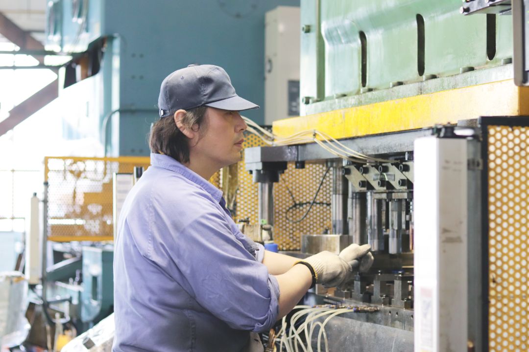 金属加工製造事業