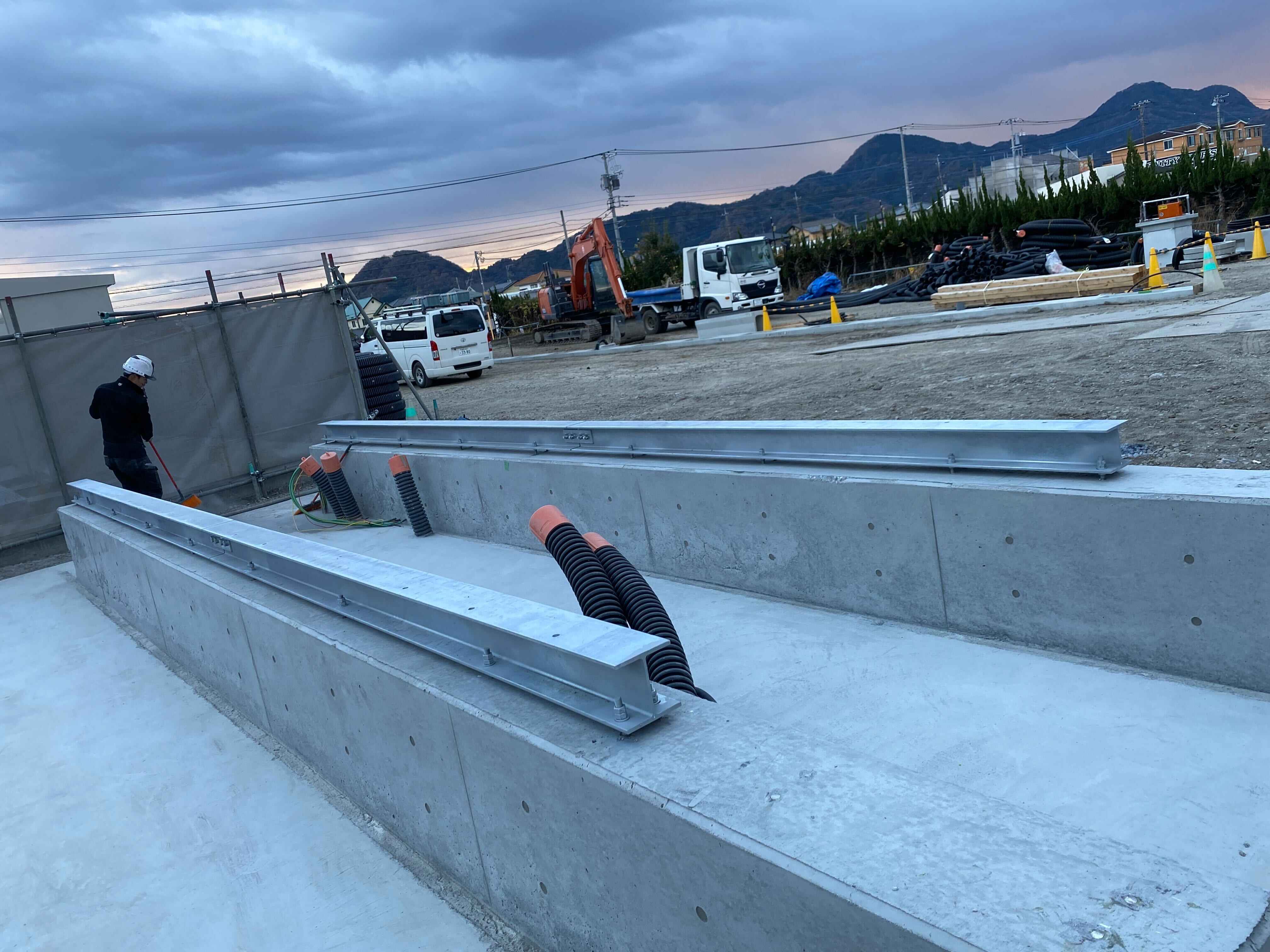 2025/12　三島市　設備架台　1t